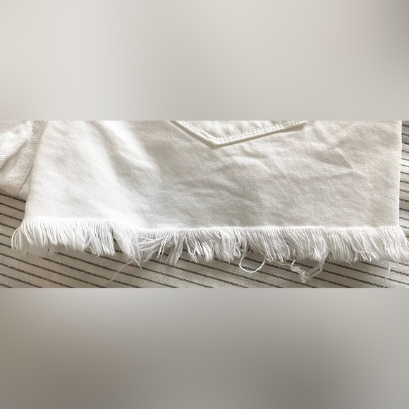 KanCan Womens M Solid White Denim Jean Shorts w/ Frayed Edge Boho Coastal Beach - Picture 8 of 15